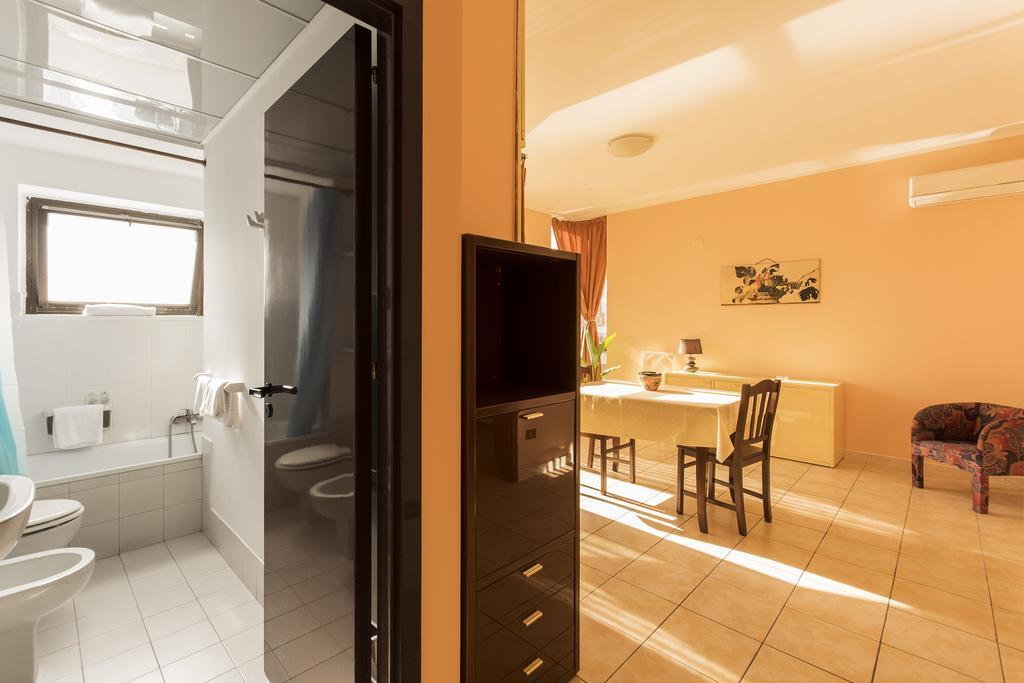 Hotel Case Vacanza Cleotto Palermo Zimmer foto